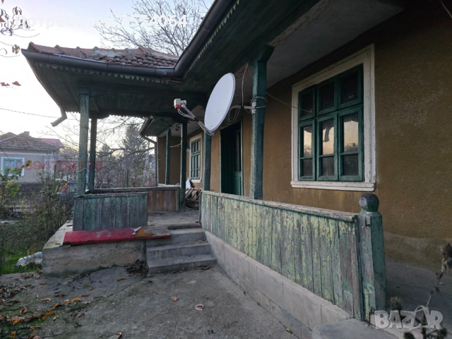 ПРОДАВАМ КЪЩА В С.КОЧМАР, снимка 3 - Къщи - 52462672