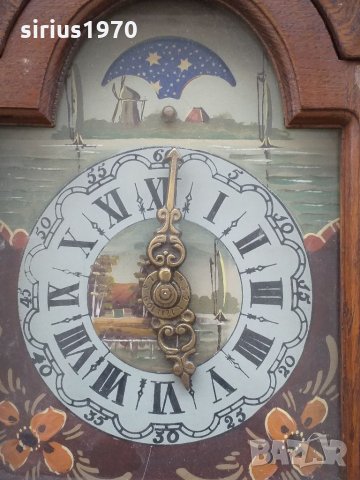 Фризийски ръчно рисуван часовник с Ден и Нощ механизъм, снимка 2 - Стенни часовници - 32252454