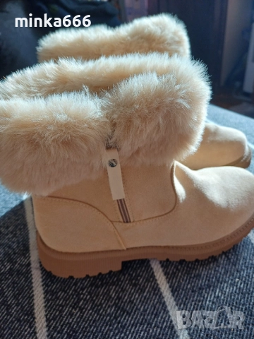 Топли боти с пух.