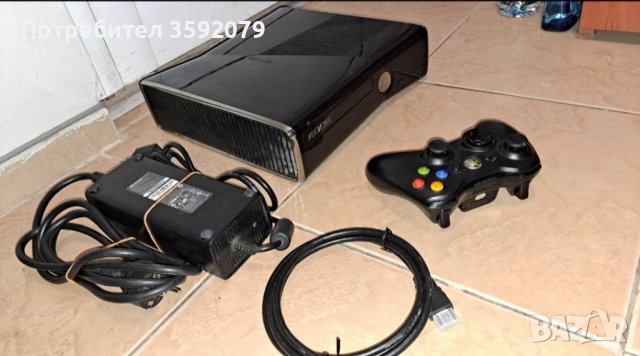 Xbox 360 slim , снимка 2 - Xbox конзоли - 43689818