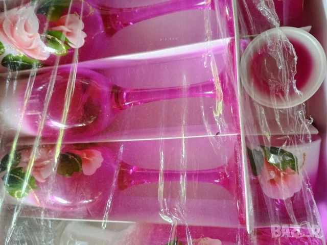 Сервиз 12 чаши и гарафа от цветен кристал, снимка 5 - Чаши - 51037090