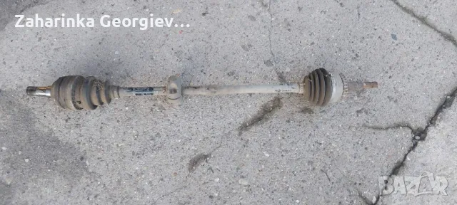 Продавам лява и дясна полуоска за Opel Vectra b 2000 г. 2.0 DTI(101 коня )