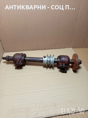 Соц Стар Вал За Циркуляр Машини Техника Тегло 11кг. Номер 582., снимка 2 - Антикварни и старинни предмети - 53168502