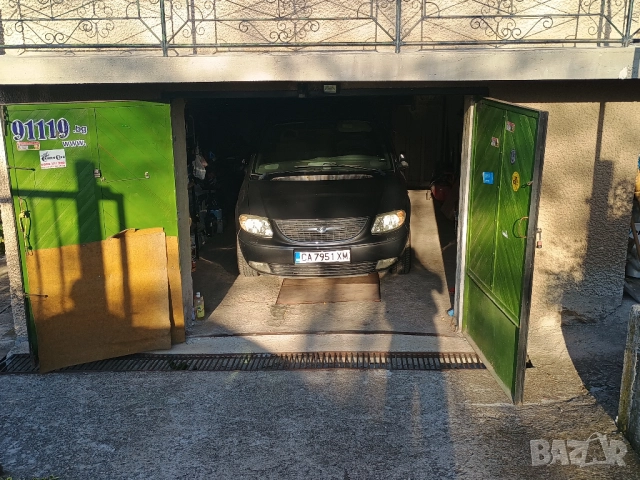 Продавам запазен и икономичен ван, снимка 10 - Автомобили и джипове - 52384160