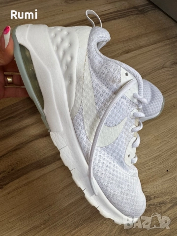 Мъжки оригинални маратонки Nike Air Max Motion Low ! 43 н, снимка 2 - Маратонки - 52227807
