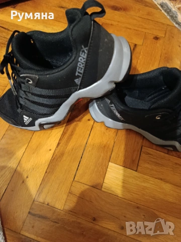 Дамски маратонки АДИДАС , снимка 5 - Маратонки - 53207996