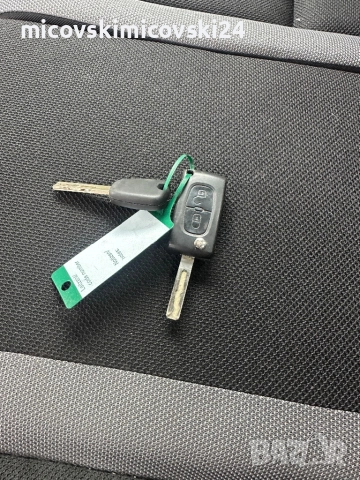 Peugeot 207 1.6 hdi, снимка 13 - Автомобили и джипове - 52876200