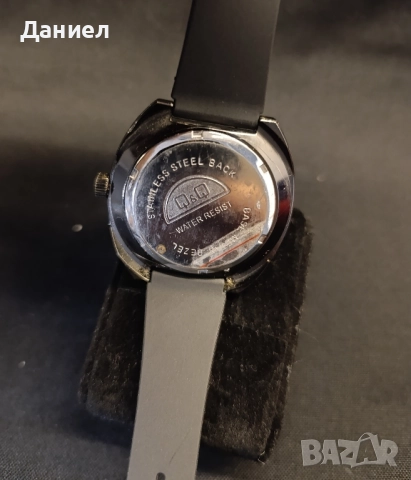 Винтидж рядък часовник Q&Q, снимка 6 - Антикварни и старинни предмети - 52023006