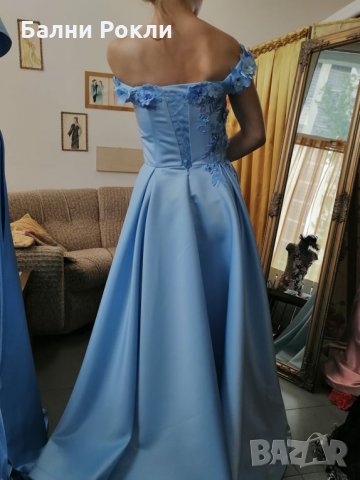 Бална синя рокля с 3Д цветя, снимка 4 - Рокли - 32799631