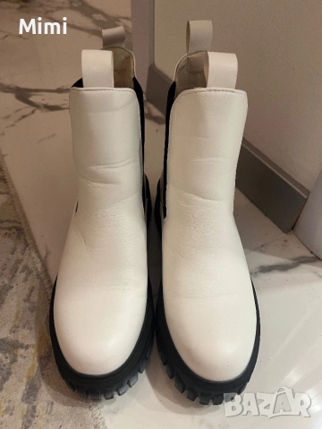 Дамски бели боти , снимка 4 - Дамски боти - 53576631