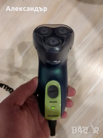Машинка за бръснене Philips HQ 5812, снимка 3 - Тримери - 49550770
