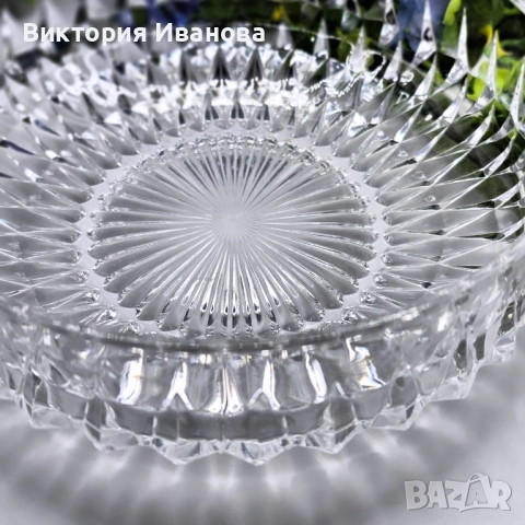 Кристална купа, снимка 3 - Антикварни и старинни предмети - 51740730