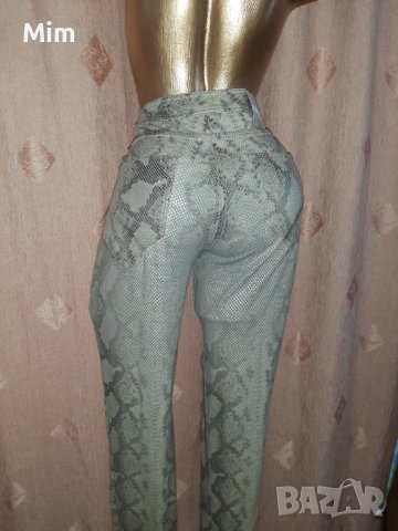 М/L Кожен клин змийски принт , снимка 2 - Клинове - 39869282