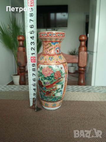 Продавам 3 броя красиви и стари вази.Китай.Обявената цена е за всичките.Голямата е маркирана., снимка 12 - Антикварни и старинни предмети - 40479583