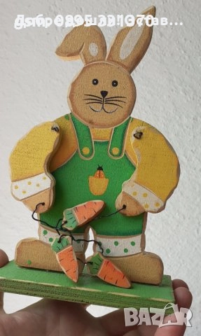 Механични играчки: стара механична играчка, с зайци, кълвящи дървени пиленца, мечета, снимка 11 - Антикварни и старинни предмети - 48649640