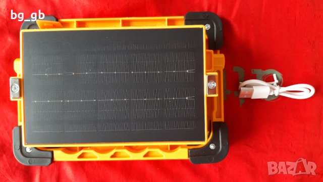 Мощен соларен мултифункционален прожектор с Power bank 11000 ma/h, снимка 1 - Прожектори - 44080443