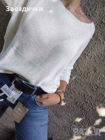 Пуловер в бяло S/M, снимка 1 - Блузи с дълъг ръкав и пуловери - 38979099