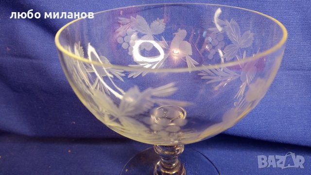Два вида стъклени чаши по 3 бр за шампанско или мелби, вино, снимка 7 - Чаши - 43427084