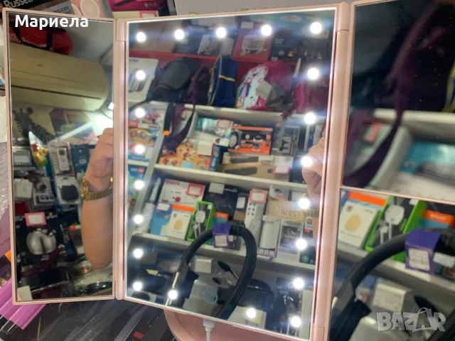 Трикратно осветено огледало с 21 LED светлини, сензорен екран и 3X/2X/1X увеличение