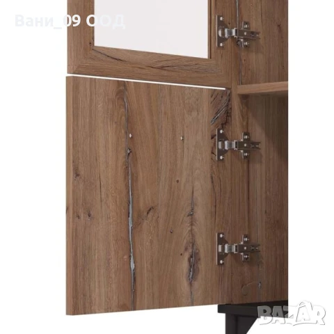 Висока витрина в рустикален стил , снимка 3 - Секции и витрини - 50569149