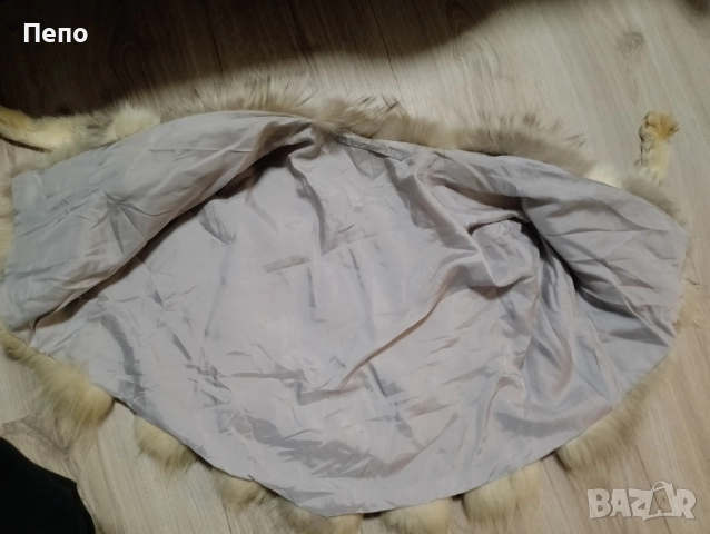 Наметка от лисица , снимка 2 - Палта, манта - 52110452