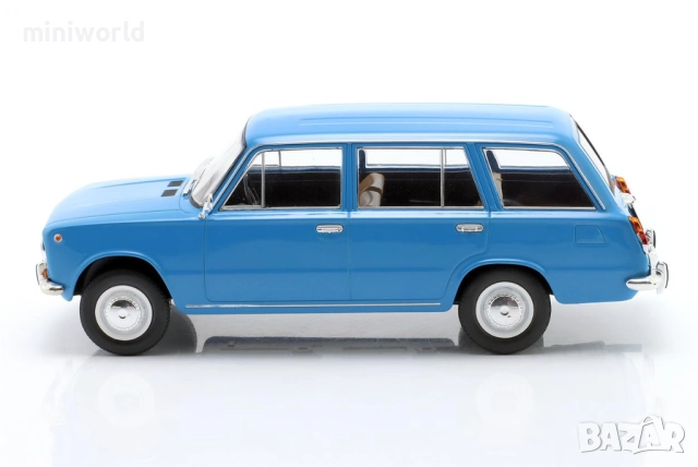ВАЗ 2102 Жигула LADA1200 комби 1971 - мащаб 1:24 на WhiteBox моделът е нов в кутия, снимка 3 - Колекции - 52803804