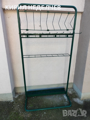 Стелаж за профили и аксесоари