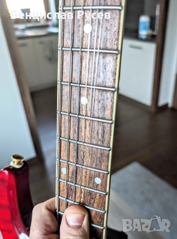 Shine SIL 402 Trans Red, 2003, Korea, снимка 4 - Китари - 53018796