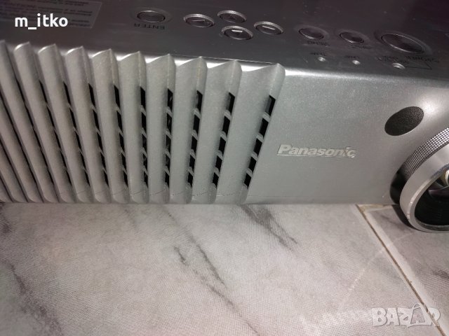 Panasonic PT-AE700E, снимка 8 - Плейъри, домашно кино, прожектори - 43940872