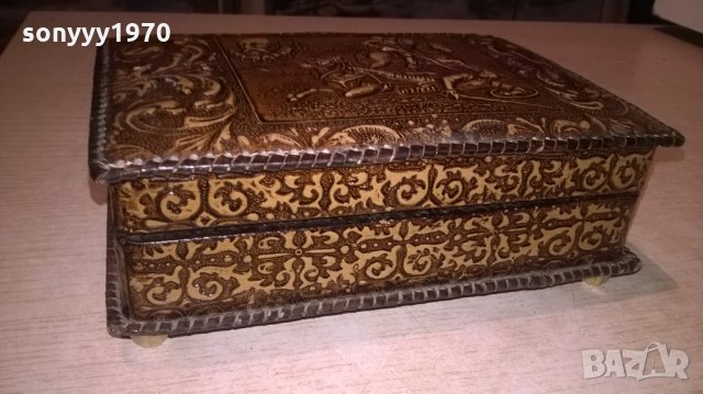 музикална кутия-19х13х7см-дърво и кожа-внос франция, снимка 12 - Колекции - 27161420