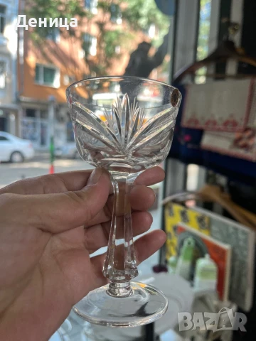 Сливенски кристални чаши “Зорница” 6 броя-90 мл пълни Наличен етикет Цена-120 лв, снимка 5 - Сервизи - 51076359