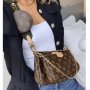 Дамска чанта Louis Vuitton код 381, снимка 1 - Чанти - 32280128