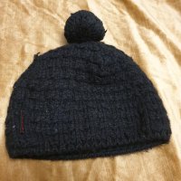 Оригинална зимна  шапка   MAMMUT , снимка 5 - Шапки - 39595744