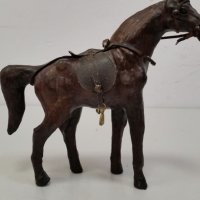 Стара фигура на кон с естествена кожа, снимка 2 - Антикварни и старинни предмети - 27948963