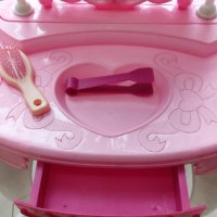 Детска тоалетка за момиче, снимка 10 - Игри и пъзели - 43046407