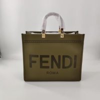 Налична чанта Fendi реплика, снимка 4 - Чанти - 43728845