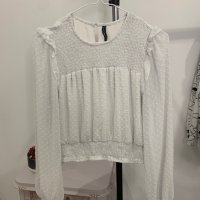 Блуза в размер M-L, снимка 9 - Блузи с дълъг ръкав и пуловери - 44096824