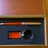 химикалка и ключодържател комплект в кутия метал, снимка 3 - Подаръци за рожден ден - 16701087