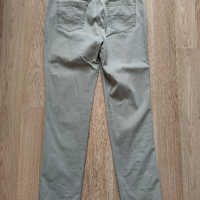 Дамски панталон тип дънки 👖 Л размер , снимка 2 - Дънки - 36544175