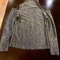 на тази цена един от пуловерите, снимка 3 - Блузи с дълъг ръкав и пуловери - 44846788