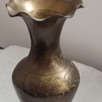 Красива бронзова ваза , снимка 4 - Вази - 39411153