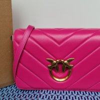 Pinko Дамска чанта от естествена кожа, снимка 5 - Чанти - 43416025