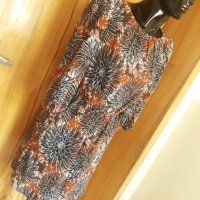 Н&М Кафява къса рокля с коланче на цветя М, снимка 2 - Рокли - 33356425