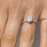 Нов сребърен пръстен с цирконии, снимка 1 - Пръстени - 37520566