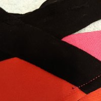 Бандажен оригинален бански черно , червено и розово, много ефектна материя и модел, спортно-елеганте, снимка 5 - Бански костюми - 37435661