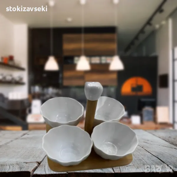 Елегантен комплект от 4 керамични купички с дървена стойка, снимка 1