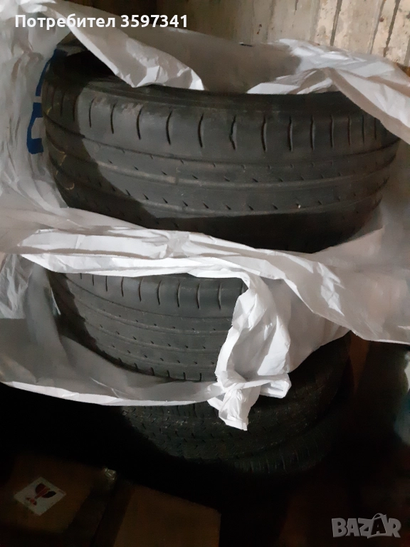 Yokohama 225/45/17, Vredestein 225/50/17, Goodyear 215/60/17, снимка 1