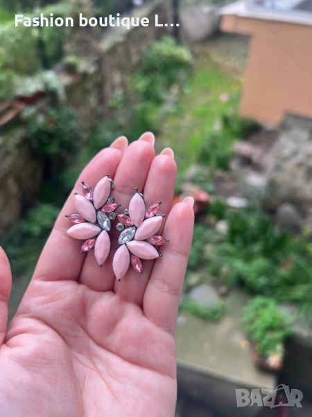 Розови обици с блестящи камъчета много нежни и красиви 🌸, снимка 1