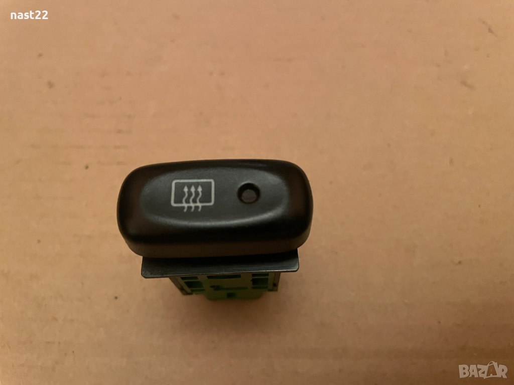 Бутон/копче за подгрев задно стъкло Сузуки Гранд Витара/Suzuki Grand Vitara 98-05г, снимка 1