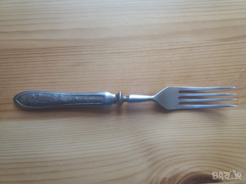Антикварна старинна вилица с маркировки, снимка 1